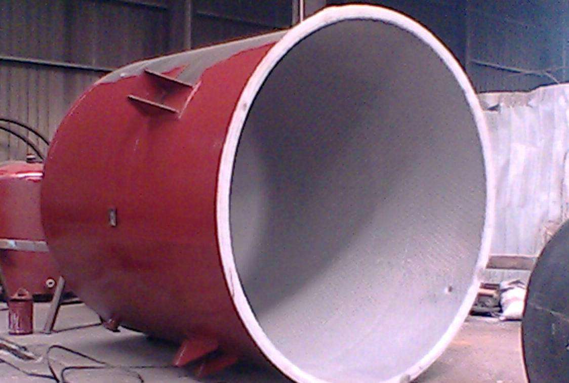 鋼襯塑儲(chǔ)罐為什么成為防腐儲(chǔ)罐的領(lǐng)軍者呢？